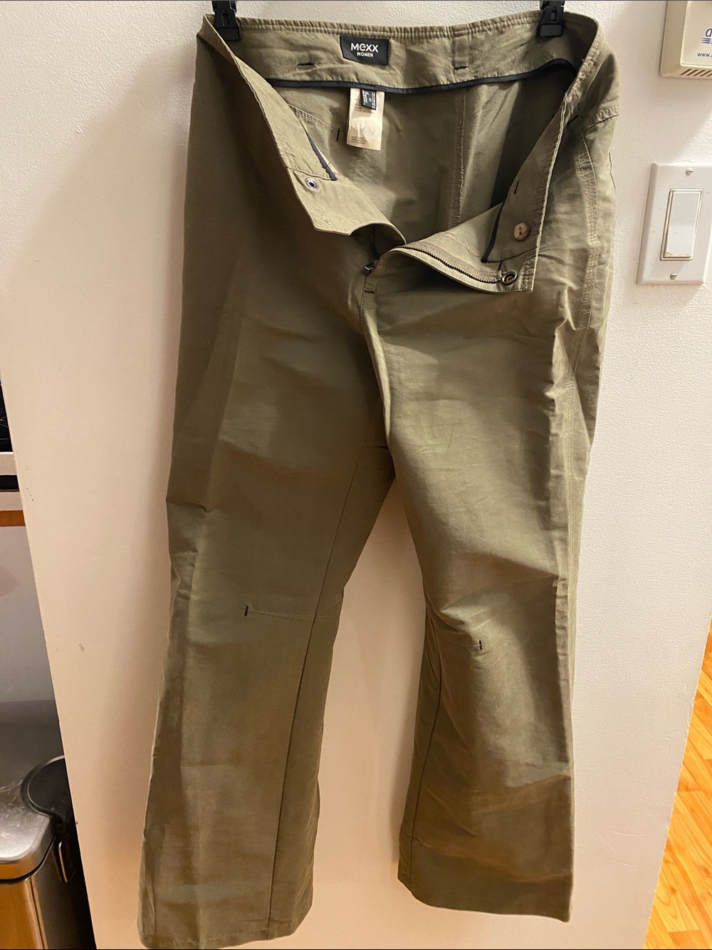 Mexx Men's Olive/Tan Slim Casual Chinos